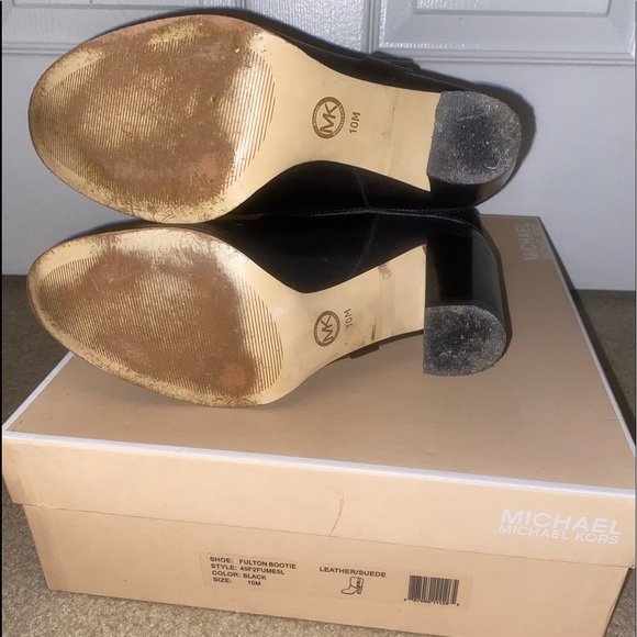 Michael Kors Fulton Black Bootie 10M fits sz 9 - Picture 6 of 8